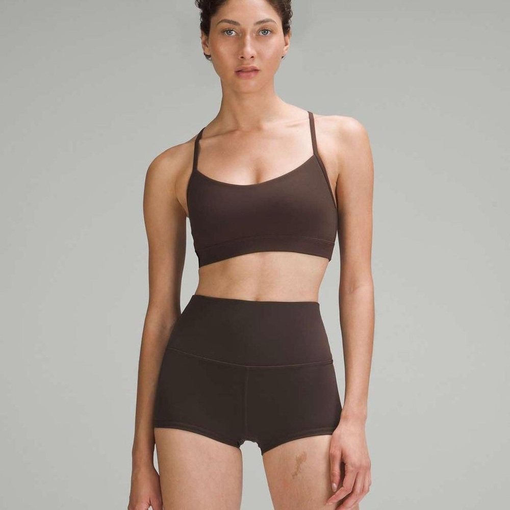 Lululemon Flow Y Nulu Espresso Bra